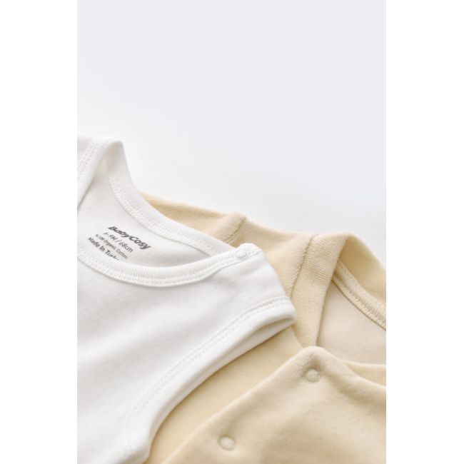 Set Broscuta cu salopeta si body din 80%bumbac organic si 20% poliester - Crem, Baby Cosy (Marime: 0-3 Luni) JEMBC-CSYK6019-0