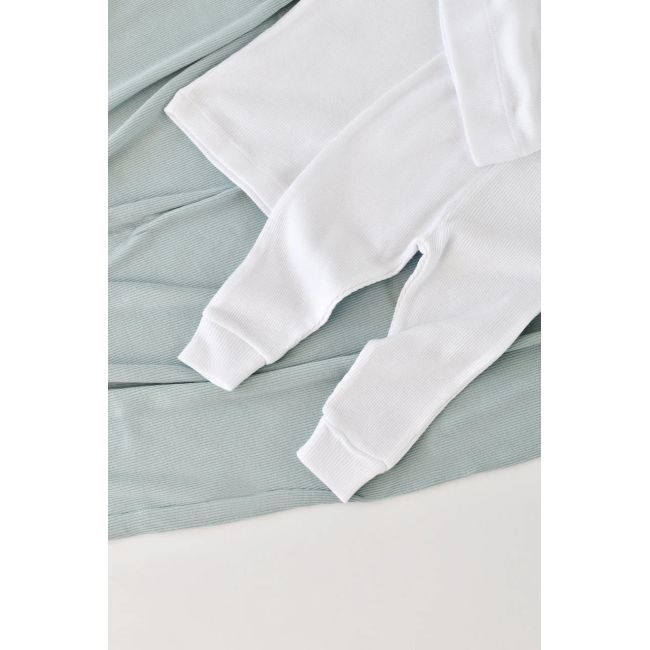 Set 3 piese: bluzita cu maneca lunga, panataloni lungi si caciulita din bumbac organic si modal - Alb, Baby Cosy (Marime: 12-18 Luni) JEMBC-CSYM21511-12