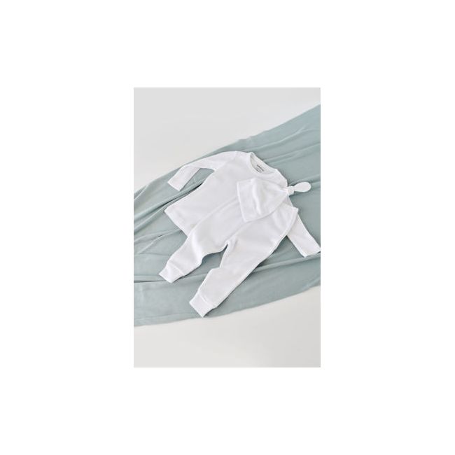 Set 3 piese: bluzita cu maneca lunga, panataloni lungi si caciulita din bumbac organic si modal - Alb, Baby Cosy (Marime: 6-9 luni) JEMBC-CSYM21511-6