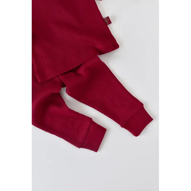 Set 3 piese: bluzita cu maneca lunga, panataloni lungi si caciulita din bumbac organic si modal - Rosu (Marime: 18-24 Luni) JEMBC-CSYM21502-18
