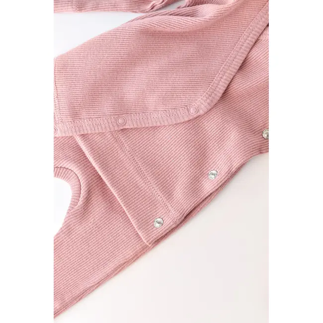 Set 4 piese: bluza, pantaloni, caciulita si manusi din bumbac organic si modal - Rose, Baby Cosy (Marime: 6-9 luni) JEMBC-CSYM24502-6