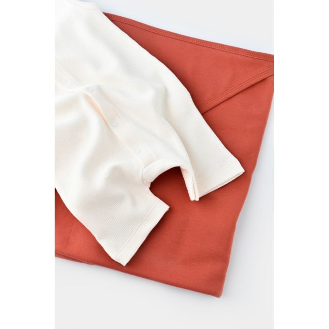 Salopeta fara maneci si panataloni scurti - 100% bumbac organic - Ecru, Baby Cosy (Marime: 6-9 luni) JEMBC-CSYW1008-6