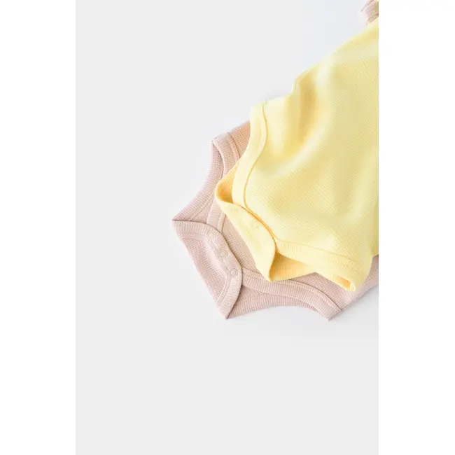 Set 2 body-uri bebe unisex -100% bumbac organic - Galben/Roz, Baby Cosy (Marime: 18-24 Luni) JEMBC-CSYW1005-18