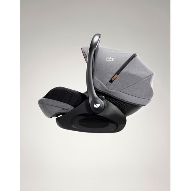 Joie - scoica auto inclinabila i-size i-level recline carbon, colectia signature, nastere-85 cm bbbc1510gacbn000