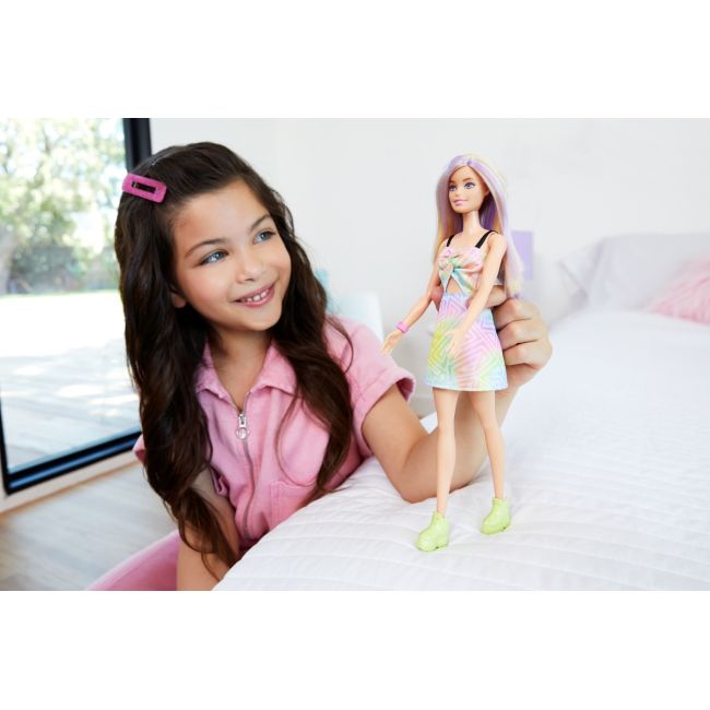 PAPUSA BARBIE FASHIONISTA BLONDA CU SUVITE MOV VIVMTFBR37_HBV22