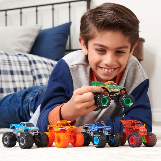 MONSTER JAM MASINUTA METALICA ZOMBIE SCARA 1 LA 64 VIV6044941_20136961