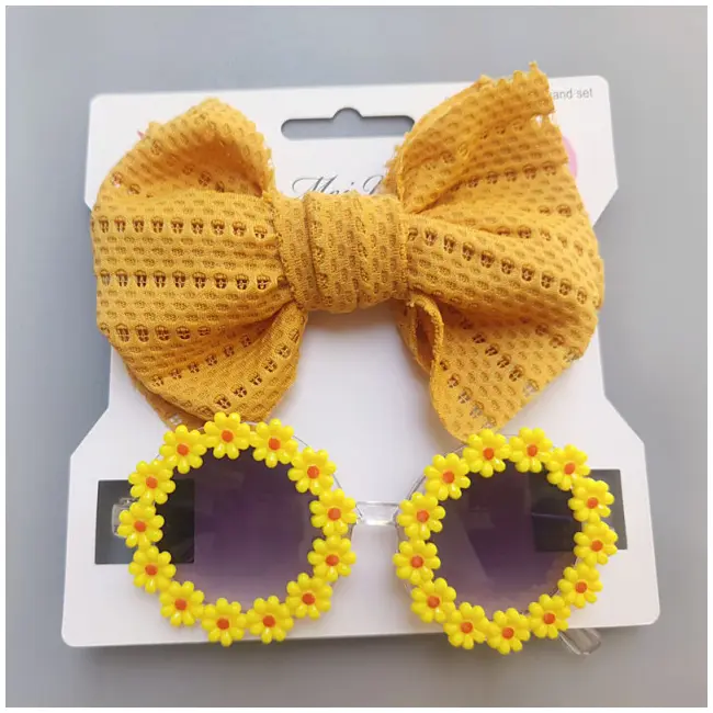 Set bentita si ochelari de soare - Yellow Daisy MB1129