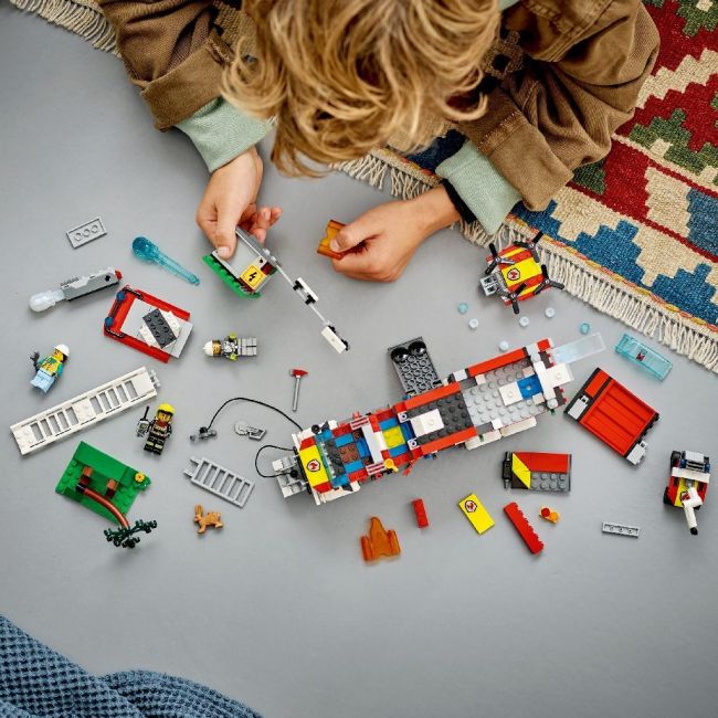 LEGO CITY MASINA UNITATII DE POMPIERI 60374 VIVLEGO60374