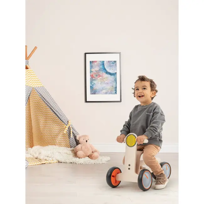 Bicicleta cu 3 roti pentru copii Tribike, MamaToyz, lemn natural, fara pedale JEMMtyz_tribike