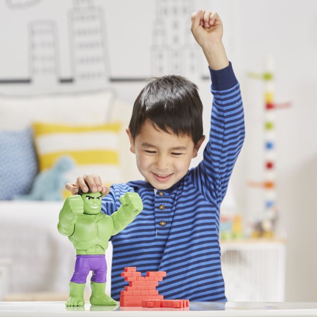 SPIDEY PRIETENII EXTRAORDINARI FIGURINA HULK 25CM VIVF5067
