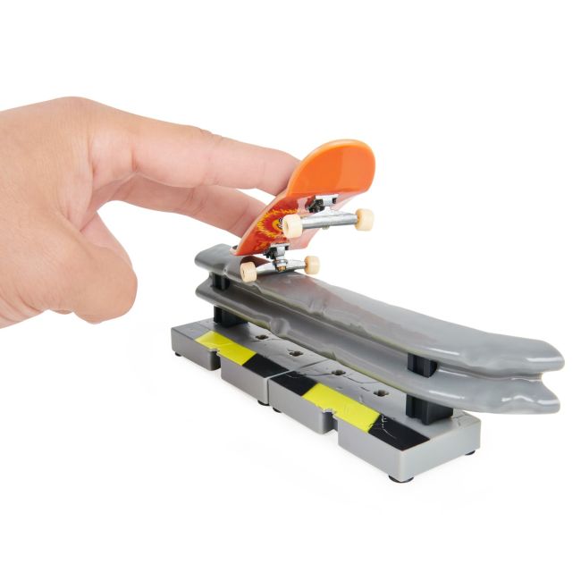 TECH DECK PACHET CU OBSTACOL FINGERBOARD LUCAS VIV6061574_20139398