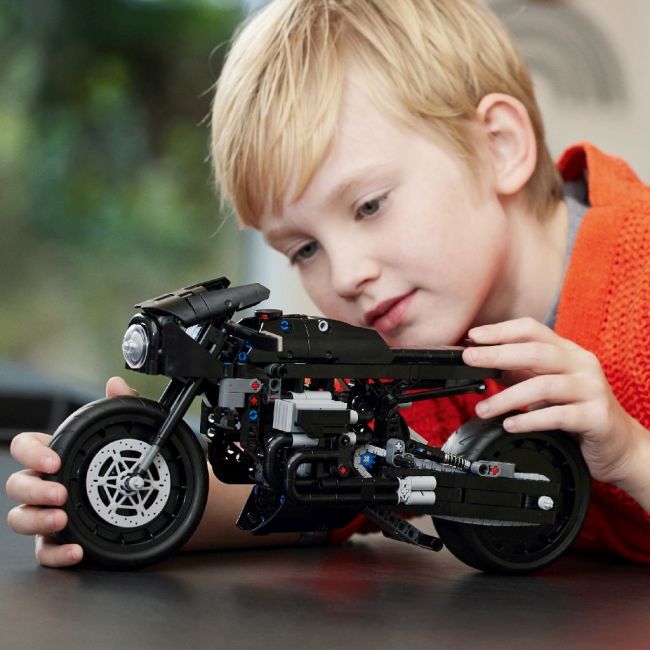 LEGO TECHNIC BATMAN A BATCYCLE 42155 VIVLEGO42155