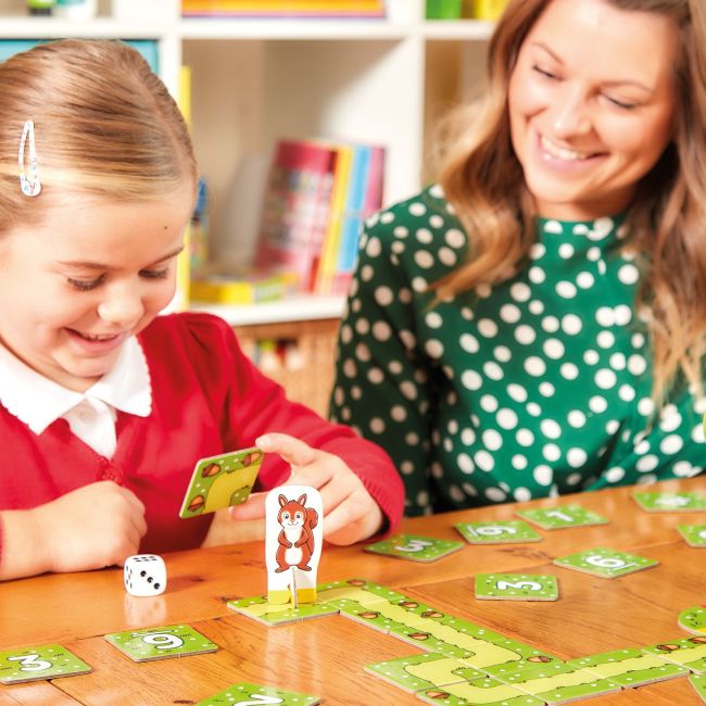 Joc educativ cu numere veveritele nutty numbers or121