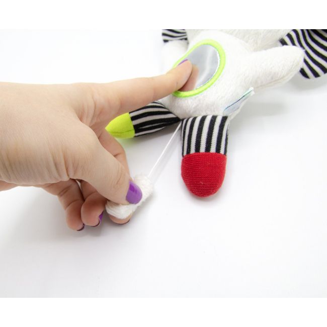 Jucarie cu vibratii pentru bebelusi BabyJem, Elefantel din plus, 6 luni+ (Culoare: Alb / Negru) JEMbj_8331