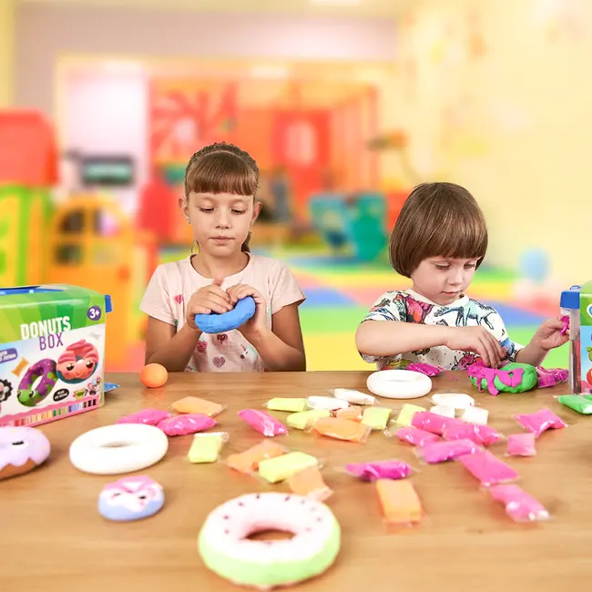 Set Air Clay  cu argila usoara pentru modelaj Lovin - 42 culori - Donuts Box KRTOK70109