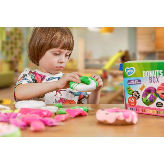 Set Air Clay  cu argila usoara pentru modelaj Lovin - 42 culori - Donuts Box KRTOK70109