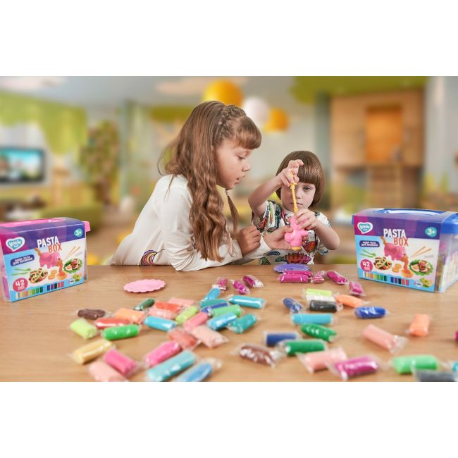 Set plastilina si accesorii pentru modelaj  Lovin - 42 culori - Pasta Box KRTOK41138