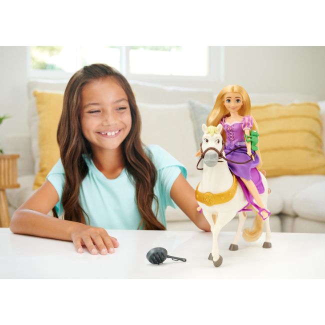 DISNEY PRINCESS SET PAPUSA RAPUNZEL SI CALUL MAXIMUS VIVMTHLW23