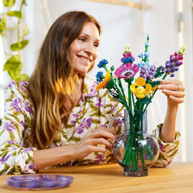 LEGO ICONS BUCHET DE FLORI DE CAMP 10313 VIVLEGO10313