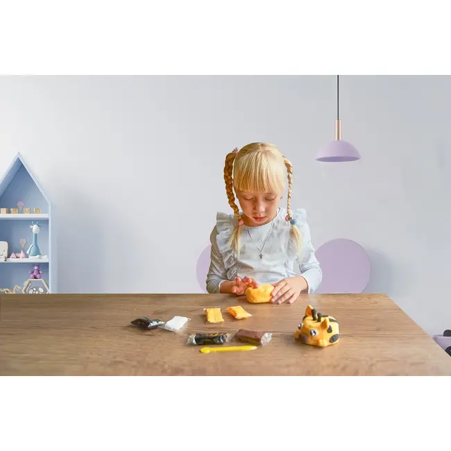 Set Air Clay cu argila usoara pentru modelaj Lovin - 6 culori - Squishy Hero - SquiRaff KRTOk70127