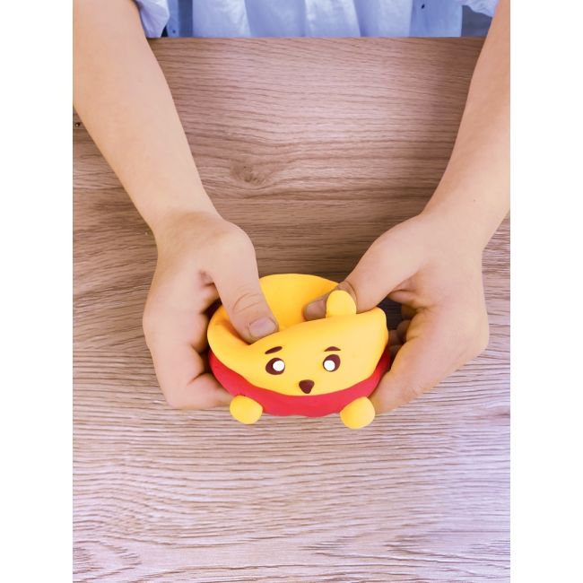 Set Air Clay cu argila usoara pentru modelaj Lovin - 6 culori - Squishy Hero - Squiny Pooh KRTOK70128