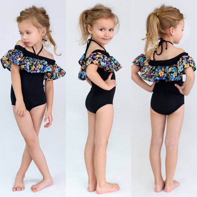 Costum de baie cu volan inflorat si bentita (Marime: 120) JEMdrl47a26