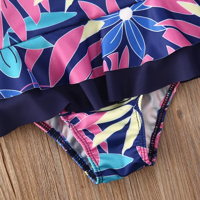 Costum de baie mov cu frunze si floricele aplicate (Marime: 100) JEMdrl47l24