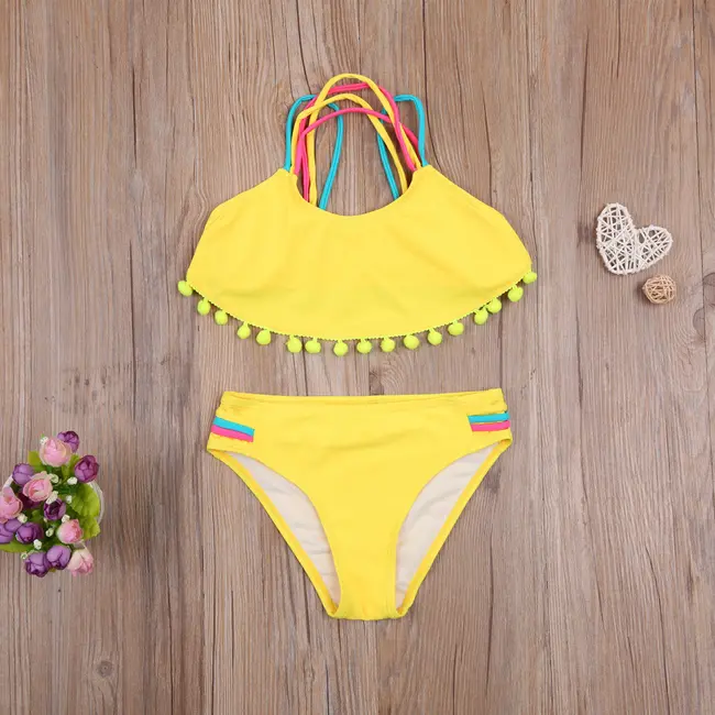 Costum de baie cu ciucuri din 2 piese (Culoare: Roz, Varsta: 3 - 4 ani) JEMdrl47b2af2