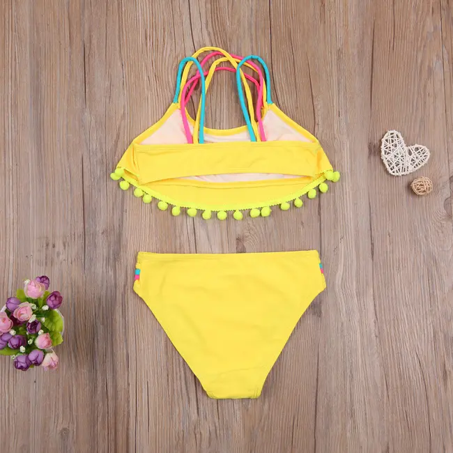 Costum de baie cu ciucuri din 2 piese (Culoare: Roz, Varsta: 3 - 4 ani) JEMdrl47b2af2