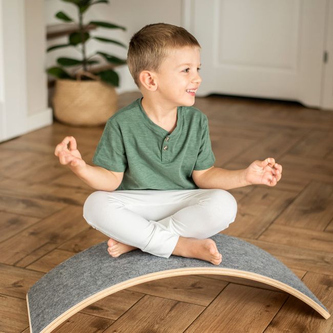 Balance Board - Placa De Echilibru Din Lemn Gri Pentru Copii Cu Fetru Presat Gri, Meowbaby Pjbbb006sie