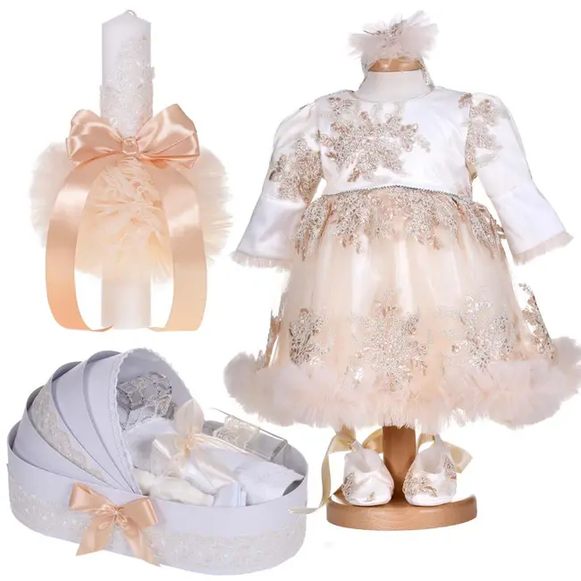 Se rtochita botez cu volanas 3 piese si trusou botez cu lumanare pentru fetite decor dantela ivoire Denikos&reg; C1149 NKO5910