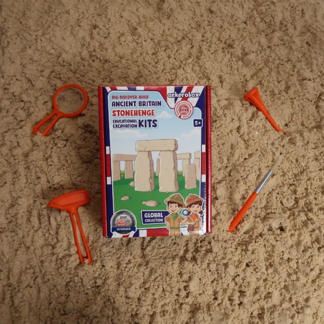 Arkerobox - Set arheologic educational si puzzle 3D, Marea Britanie antica, Stonehenge JEMARK2223