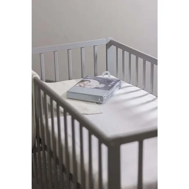 Petite&Mars - Cearceaf impermeabil cu eleastic, Soft Dream Dry, Lavabil la masina pana la 95 de garde, 120x60 cm, Alb BYN313401