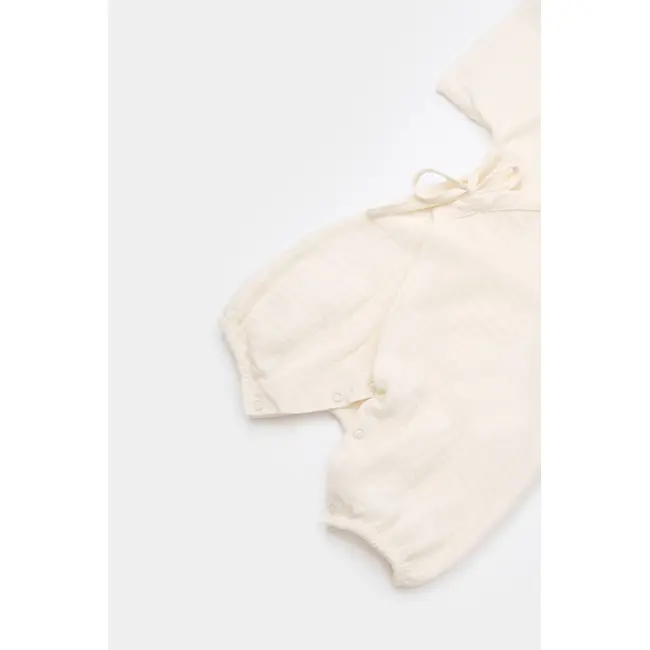 Salopeta petrecuta din muselina, BabyCosy, 100% bumbac organic, Ecru (Marime: 18-24 Luni) JEMBC-CSYM7000-18