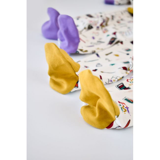 Set 2 salopetele cu maneca lunga si panataloni cu botosei si fermoar - 100%bumbac organic - Galben si Mov, Baby Cosy (Marime: 6-9 luni) JEMBC-CSY5811-6