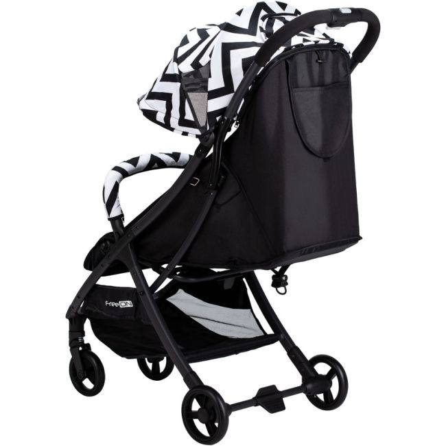 Carucior sport pliabil tip troler, Solo, Tehnologia inovatoare One-Hand Folding, Greutate 6 kg, Cu capotina UPF 50+, Pliere compacta pentru avion, Conform cu standardul european de securitate EN 1888-1:2018, FreeON, Black/White BYN48617