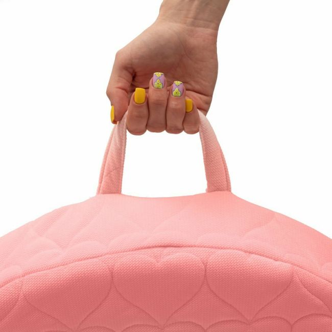 Fotoliu din burete pentru copii, Cu buzunar lateral, Din tesatura de catifea, Cu Husa detasabila, Hearts, Din materiale certificate Oeko Tex Standard 100, New Baby, 9 luni - 5 ani, Pink BYN48053