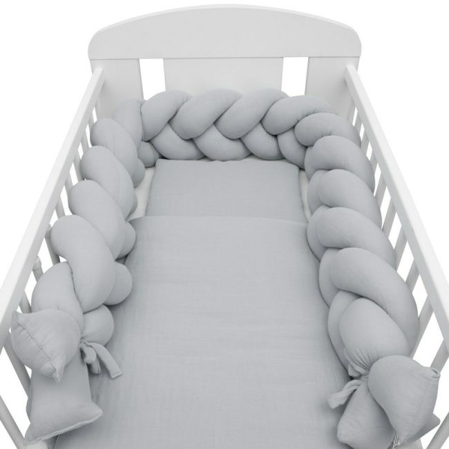 Protectie laterala pentru patut, Tip Bumper impletit, Din muselina, Din materiale certificate Oeko Tex Standard 100, New Baby, Lungime 225 cm, Grey BYN46895