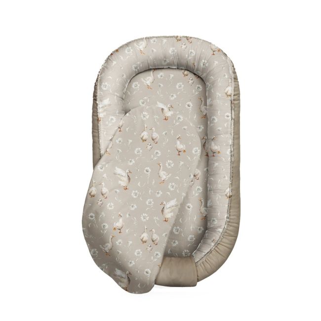 Suport De Dormit Babynest Premium Bumbac Si Catifea Goose Family - Vintage Beige By Babysteps, 89x56 Cm Pjb603033