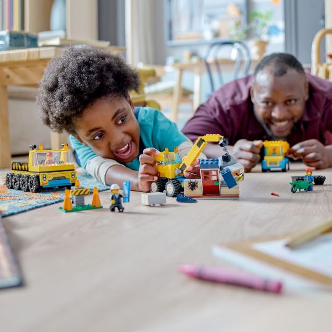 LEGO CITY CAMIOANE DE CONSTRUCTIE SI MACARA CU BILA PENTRU DEMOLARI 60391 VIVLEGO60391