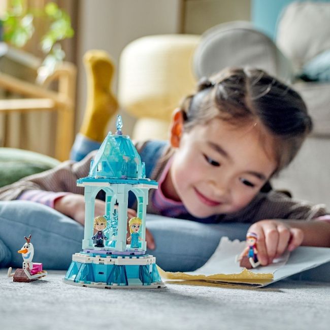 LEGO DISNEY PRINCESS CARUSELUL MAGIC AL ANNEI SI AL ELSEI 43218 VIVLEGO43218
