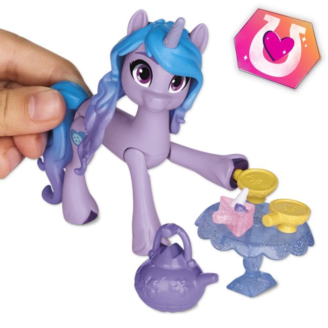 MY LITTLE PONY IZZY MOONBOW PETRECEREA CU CEAI A UNICORNILOR VIVF6112