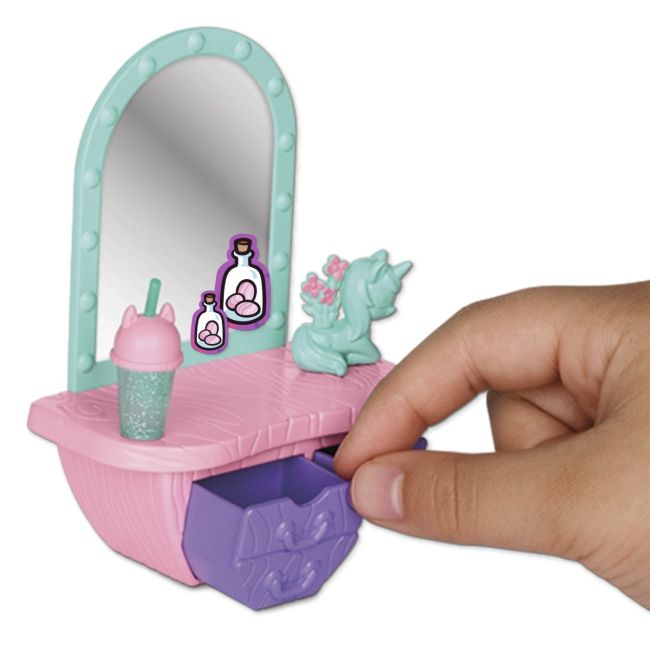 MY LITTLE PONY IZZY MOONBOW PETRECEREA CU CEAI A UNICORNILOR VIVF6112