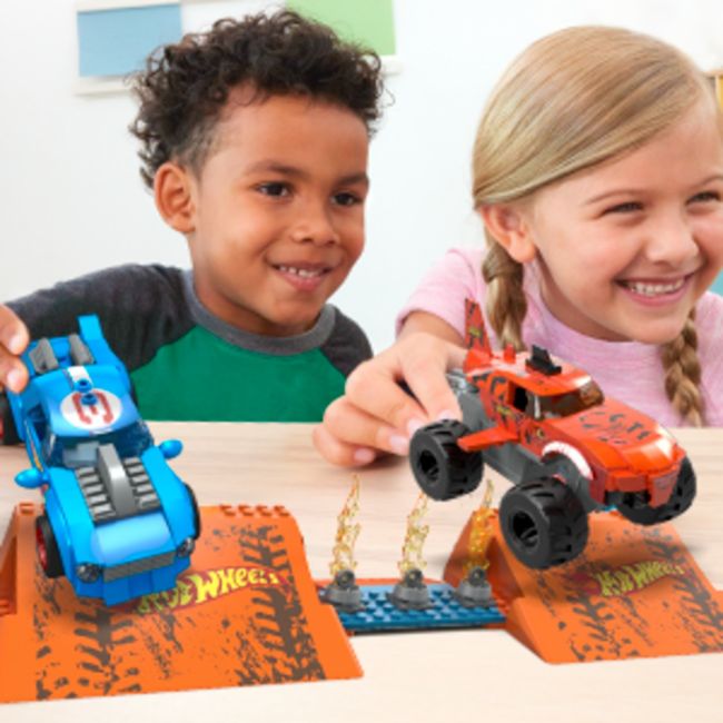 HOT WHEELS MONSTER TRUCK MEGA SET CONSTRUCTIE CURSA TIGER SHARK CHOMP VIVMTHKF88