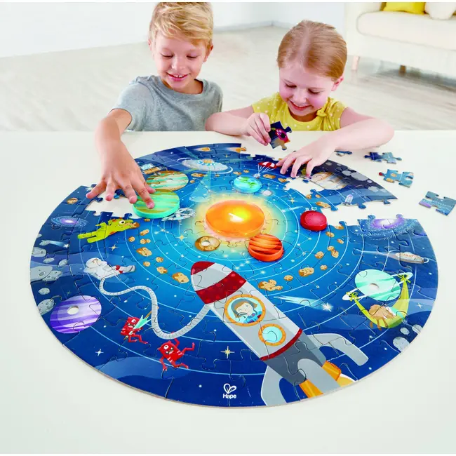 Puzzle Sistemul Solar pentru copii, cu led si planete din lemn (102 piese) TSGE1625A