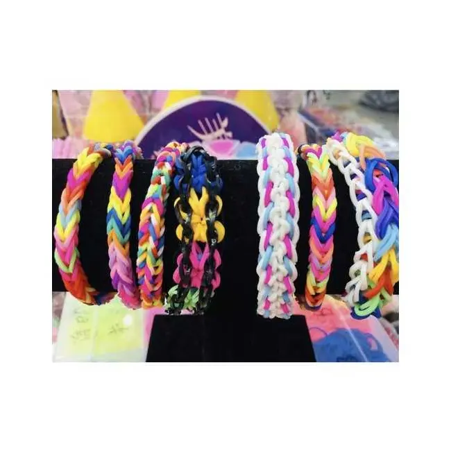 Set creativ elastice loom colorate cu organizator si accesorii, 4400 piese Kruzzel MY18062 BBJMY18062_Initiala