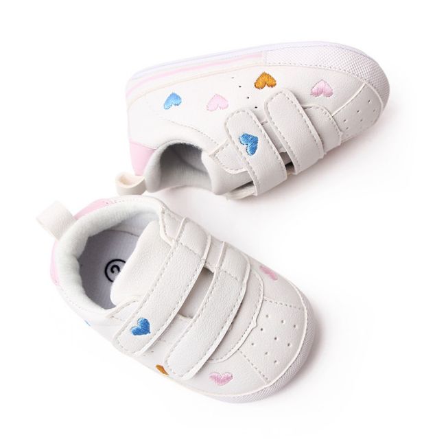 Adidasi albi cu inimioare colorate brodate (marime disponibila: 9-12 luni (marimea 20 incaltaminte)) mdbl2312-1-sa26.9-12 luni (marimea 20 incaltaminte)