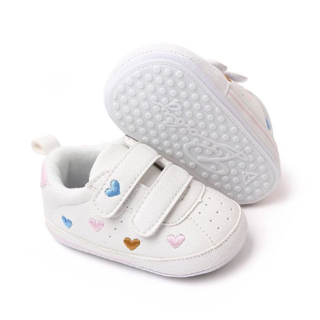 Adidasi albi cu inimioare colorate brodate (marime disponibila: 9-12 luni (marimea 20 incaltaminte)) mdbl2312-1-sa26.9-12 luni (marimea 20 incaltaminte)