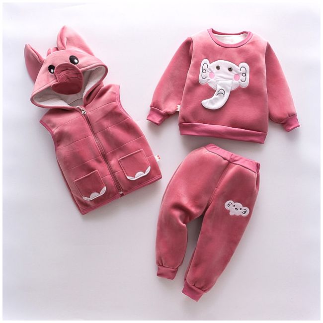 Costum imblanit din catifea - elefantel (marime disponibila: 3 ani) adoctsc46.3 ani