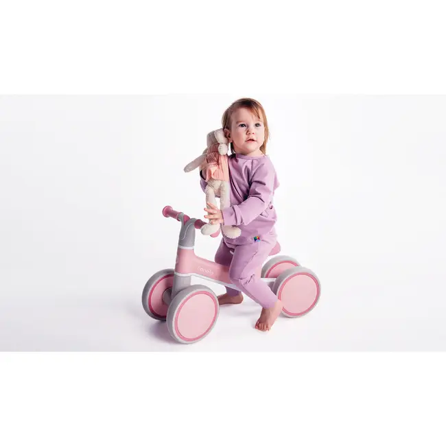 Lionelo - Bicicleta fara pedale Villy, Cu 4 roti, Din spuma EVA si TPR, Stabila, Manere moi, antiderapante, 12- 36 luni, Sustine pana la 30 kg, Certificata EN 71-1:2014, EN 71-2:2011, EN 71-3:2019, Bej BYNLOE-VILLY_ BEIGE_LATTE